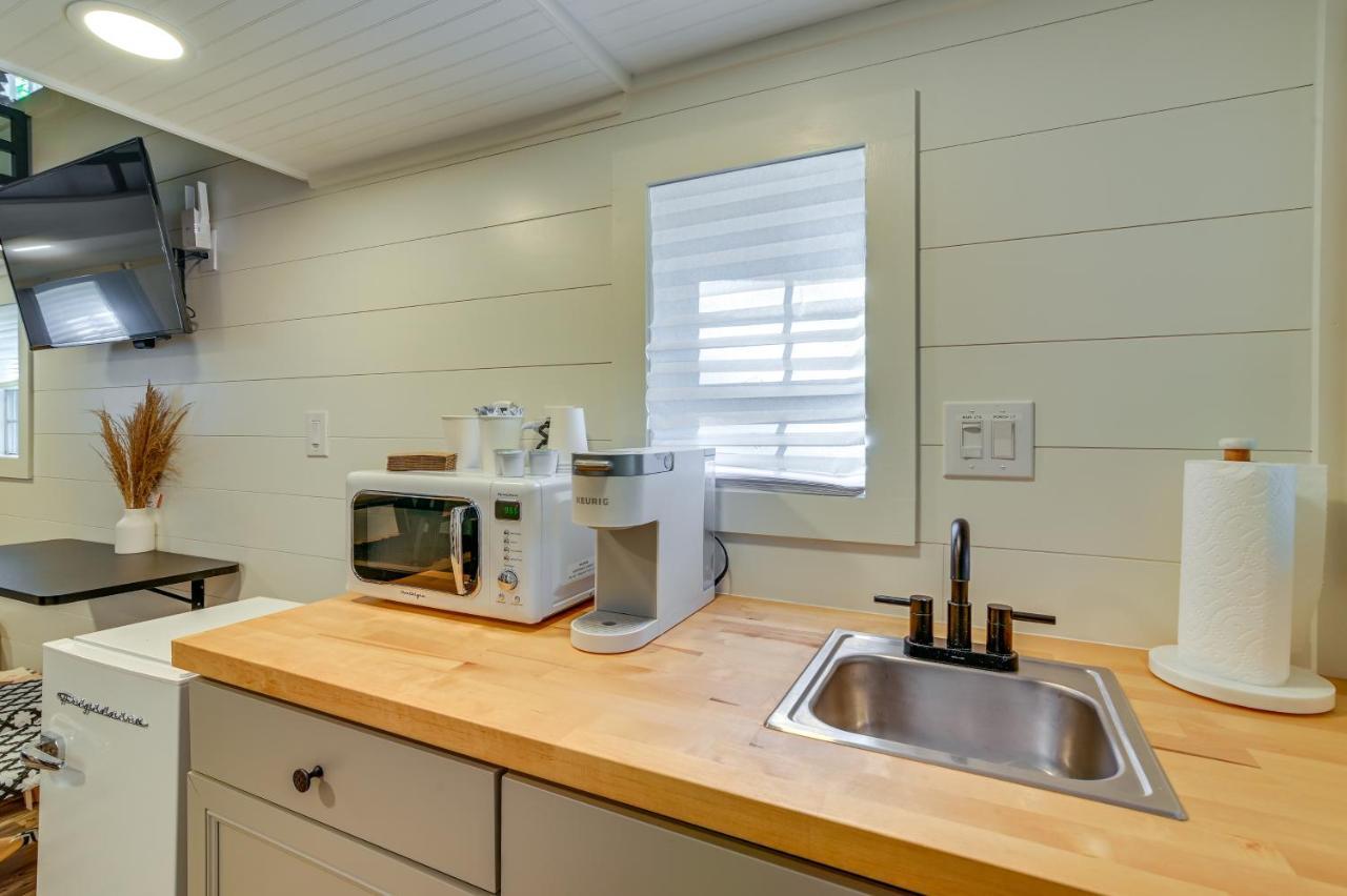 Contemporary Starkville Tiny Cabin 3 Mi To Msu! מראה חיצוני תמונה