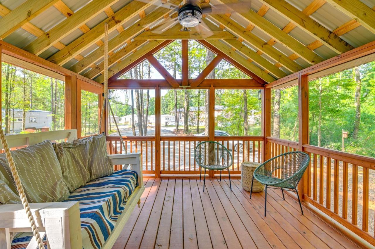 Contemporary Starkville Tiny Cabin 3 Mi To Msu! מראה חיצוני תמונה